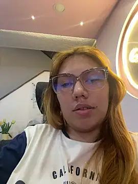 Lia Sterling online show from 03/20/26, 12:15