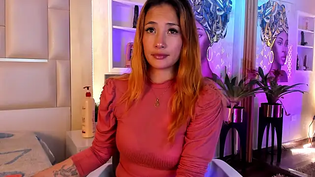 ZoeTaylorl online show from 04/18/26, 11:03