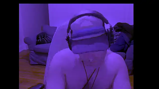 NeonDancer online show from 03/17/26, 09:18