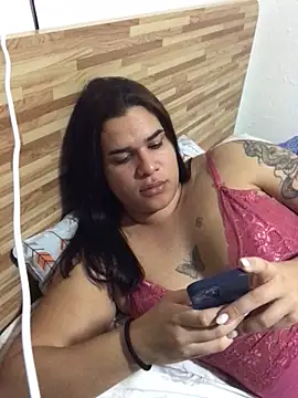 Gabrielaparaiso online show from 05/05/26, 03:03