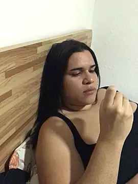 Gabrielaparaiso online show from 07/15/26, 02:00