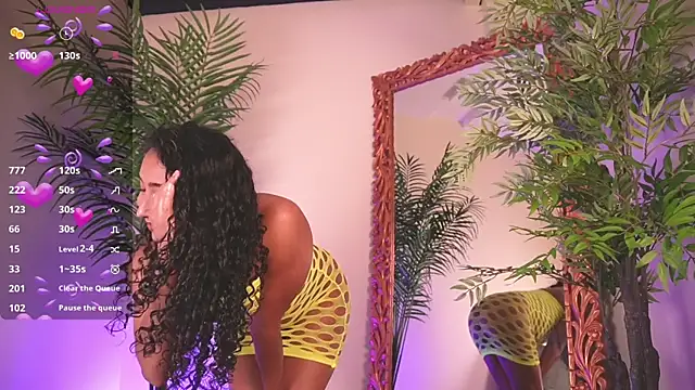 SoyJuliana 19 online show from 04/19/26, 03:28