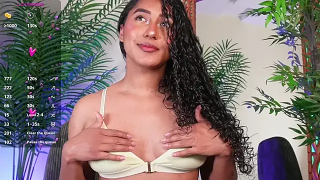 SoyJuliana 19 online show from 06/03/26, 12:08