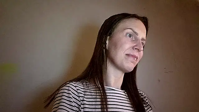 AnnaTight online show from 04/25/26, 08:28