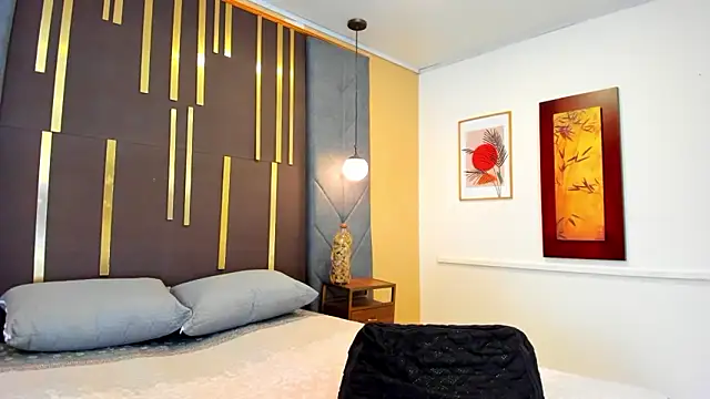 SofiiMontes online show from 03/18/26, 12:08