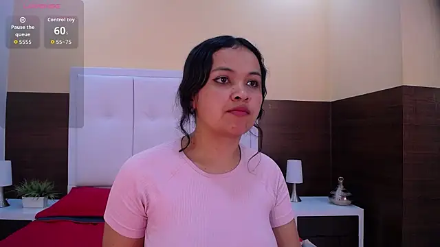 Catalinaa01 online show from 05/19/26, 03:24