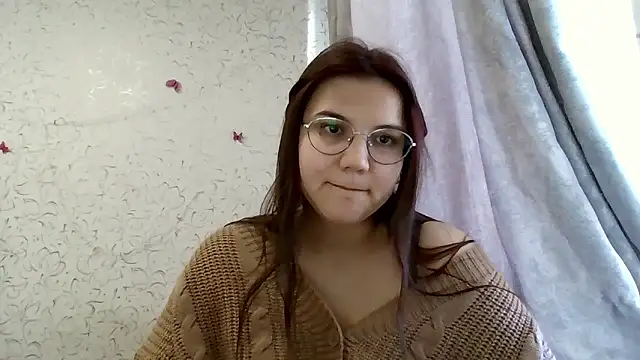 Aurora Breeze online show from 05/02/26, 01:38