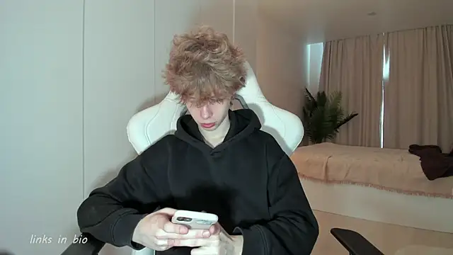 Wawesuc online show from 04/06/26, 08:37