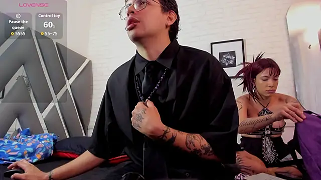 dalhia and hades online show from 07/29/26, 12:25