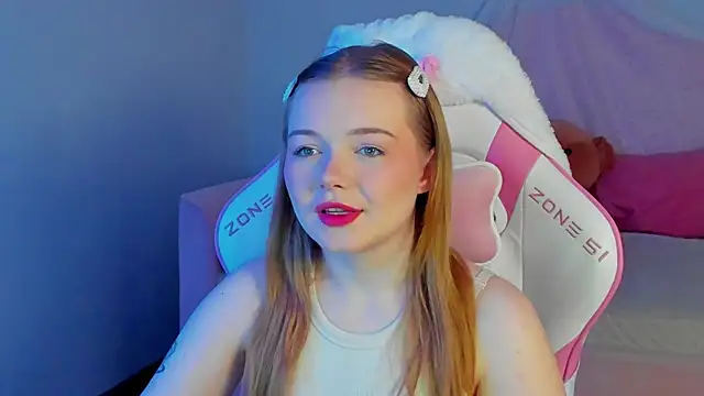 ElinaVale online show from 05/03/26, 05:19