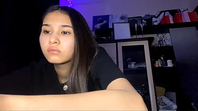 CatherineForbes online show from 04/17/26, 04:21