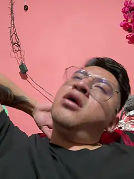 GoldenM95 online show from 04/19/26, 08:46