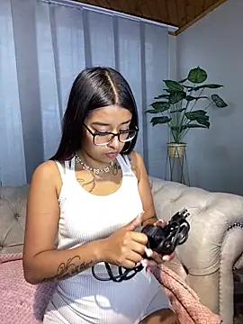 chanell pinkk online show from 04/08/26, 12:49