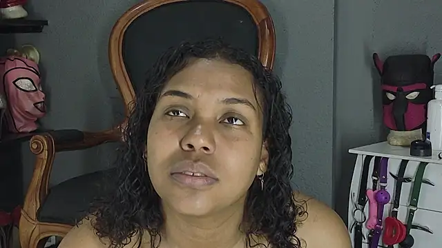 AntonelaVargas online show from 07/01/26, 03:45
