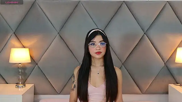 OliviaDiaz online show from 07/04/26, 08:04