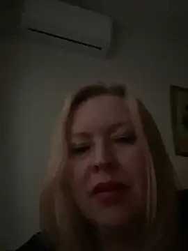 JanieLight53 online show from 05/16/26, 12:18
