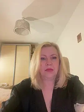 JanieLight53 online show from 07/12/26, 08:22