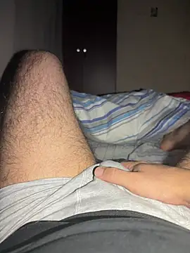 Cr1sXPorn online show from 04/18/26, 07:01