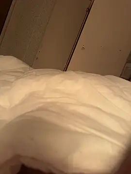 Maxi2515 online show from 04/17/26, 11:19