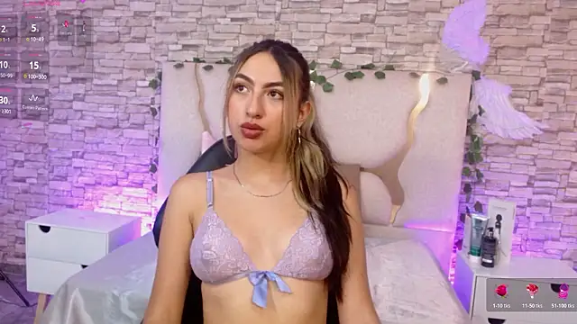 cloe 1tay online show from 03/13/26, 07:42