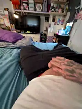 XXBigStrokesXX online show from 06/16/26, 08:00
