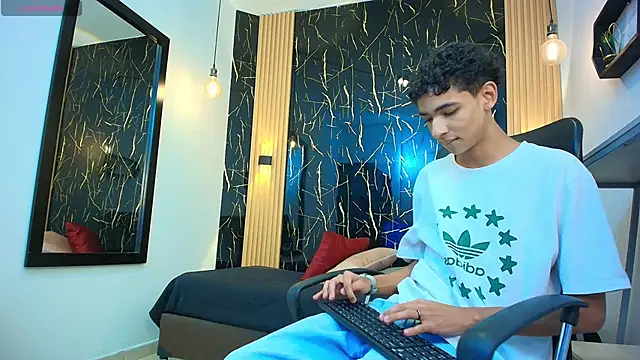 ValeriHot 1 online show from 03/30/26, 04:02