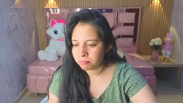 Snapshot of sara_tellez_s chatting on 06/17/26, 03:09 sara tellez s online show from 06/17/26, 03:09
