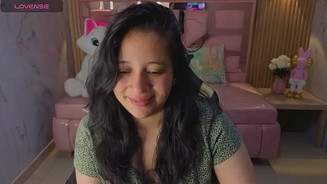 Snapshot of sara_tellez_s chatting on 07/07/26, 06:47 sara tellez s online show from 07/07/26, 06:47