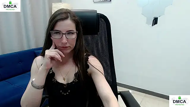 eva lady online show from 05/23/26, 10:19
