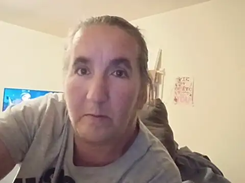Snapshot of Bigmammahere chatting on 07/08/26, 01:21 Bigmammahere online show from 07/08/26, 01:21