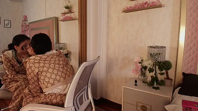 Madii  online show from 03/30/26, 12:17