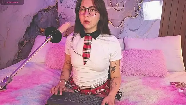 abbycandhy online show from 05/18/26, 02:23