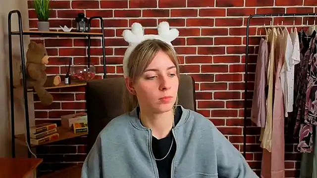 RebeccaaNelson online show from 03/23/26, 02:10