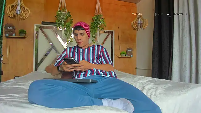 Adrian fire online show from 03/25/26, 02:34