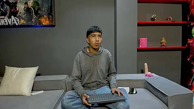 Ender h0tt online show from 04/06/26, 01:56