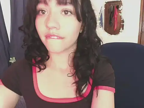 Katiieee online show from 05/07/26, 08:47