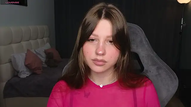 Kristy Bell1 online show from 04/26/26, 10:29