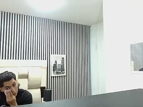 Alex Wolft online show from 05/17/26, 01:07