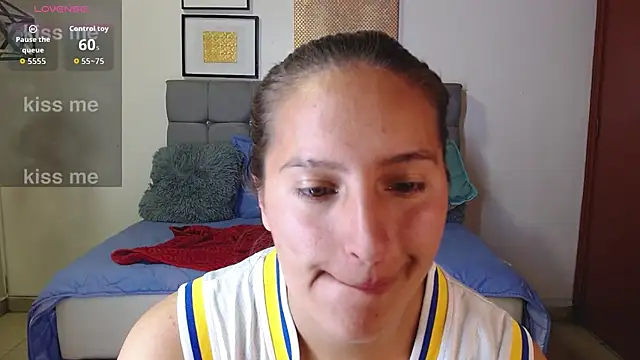 Sharon makelove online show from 04/11/26, 07:07