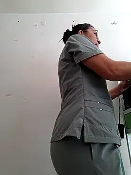 Dr Edna naughty online show from 04/15/26, 04:36