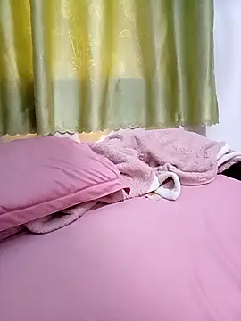 Mie-luna online show from 04/29/26, 06:39