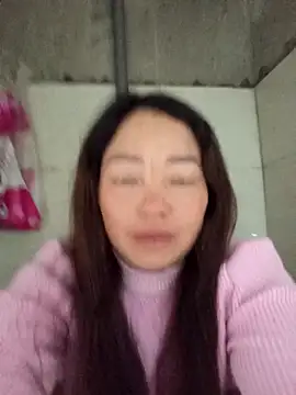 Yellow-pink online show from 03/15/26, 11:33