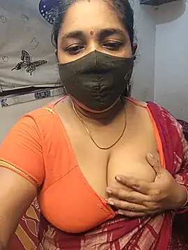 Snapshot of Tanvi_My_Girl chatting on 07/24/26, 01:42 Tanvi My Girl online show from 07/24/26, 01:42