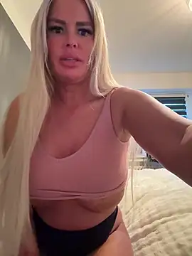 Snapshot of anna_kournikova chatting on 04/29/26, 06:25 anna kournikova online show from 04/29/26, 06:25