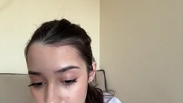 AdeleVelvet online show from 03/24/26, 10:53