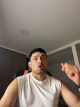 TroyeSavage online show from 04/03/26, 11:47