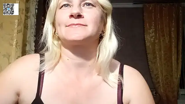 DiamondLady555 online show from 06/13/26, 07:12