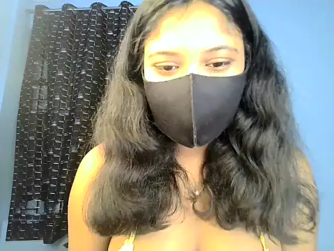 KASHISH SINGH  online show from 05/18/26, 09:15