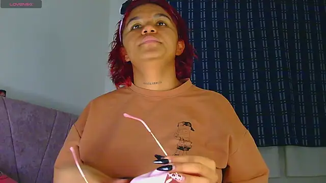 Snapshot of alessia_temptation chatting on 07/15/26, 06:51 alessia temptation online show from 07/15/26, 06:51