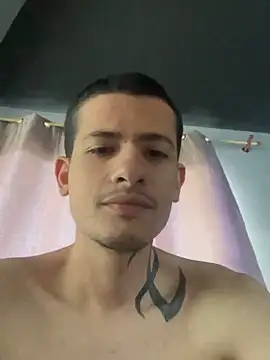 novinho gostoso safado online show from 04/28/26, 03:39